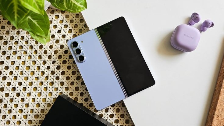 The Evolution of Foldable Smartphones: What to Expect in 2025